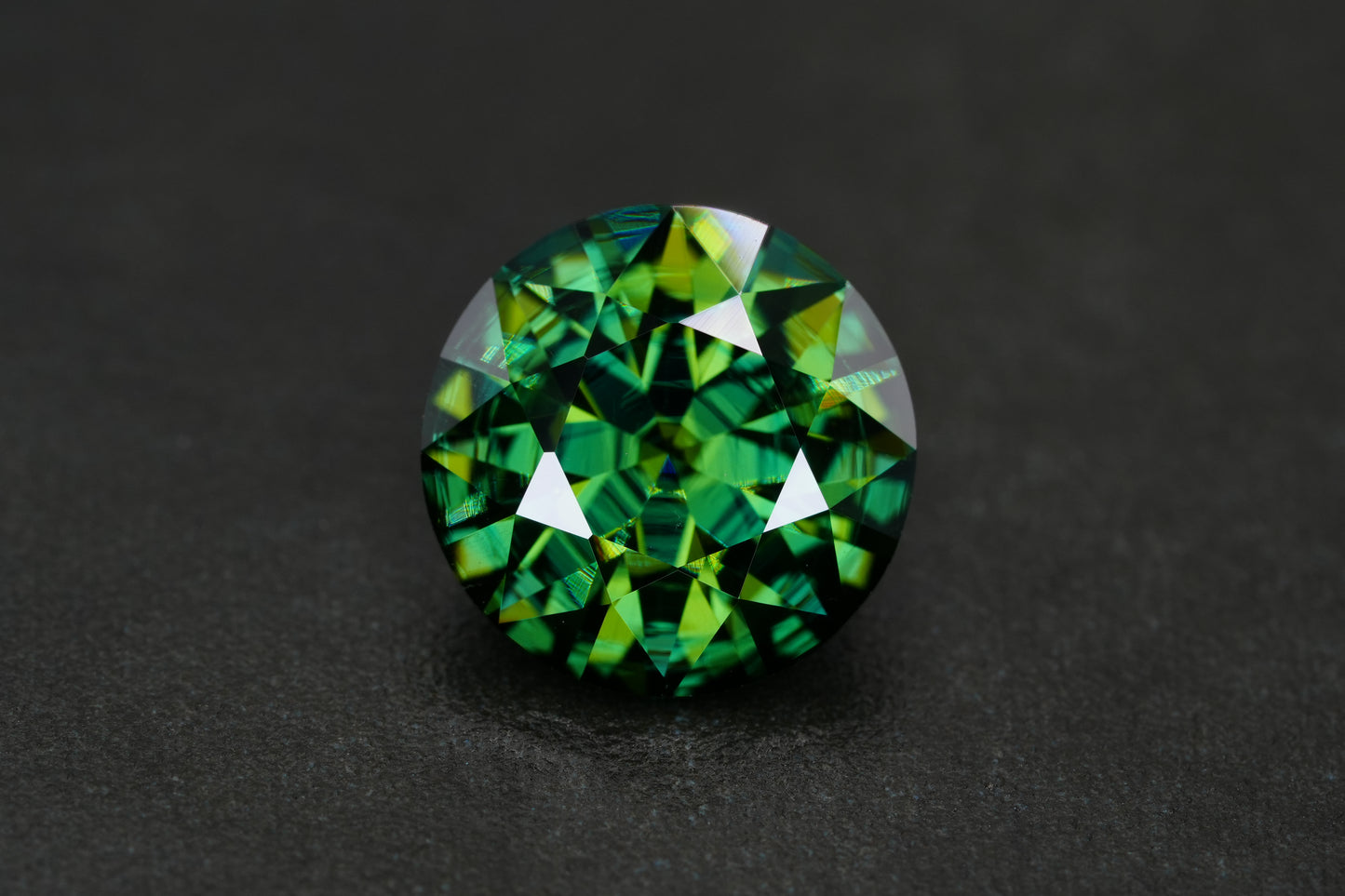 2.29ct Green Moissanite