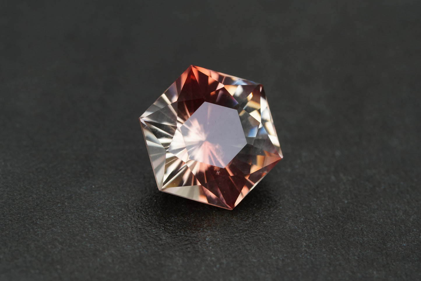 1.9ct Oregon Sunstone