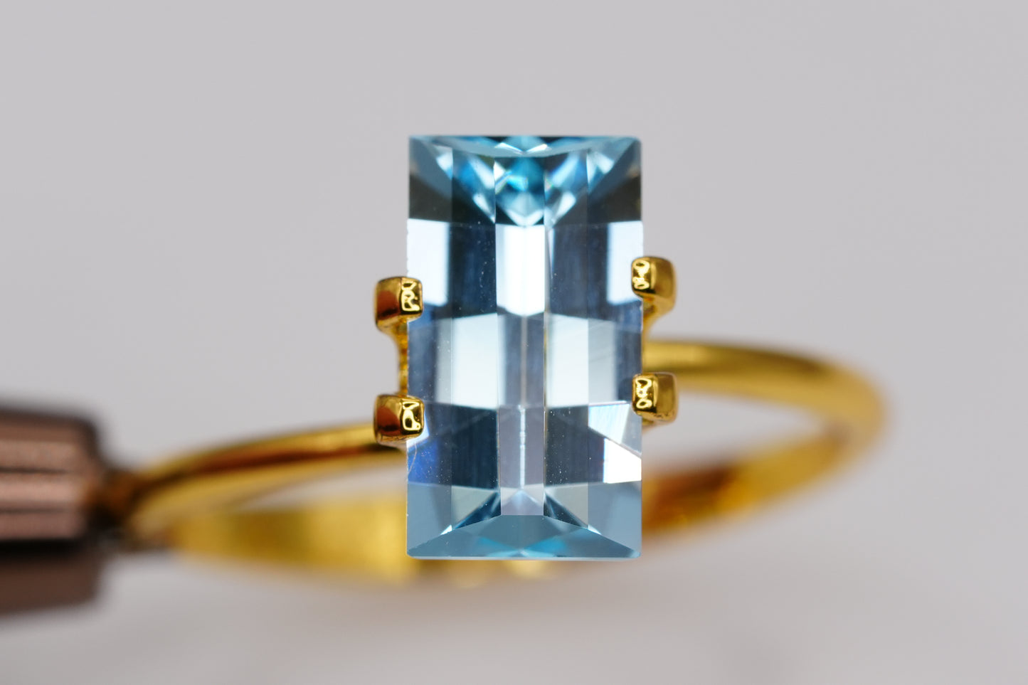 2.98ct Sky Blue Pixel Topaz
