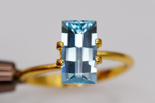 2.98ct Sky Blue Pixel Topaz