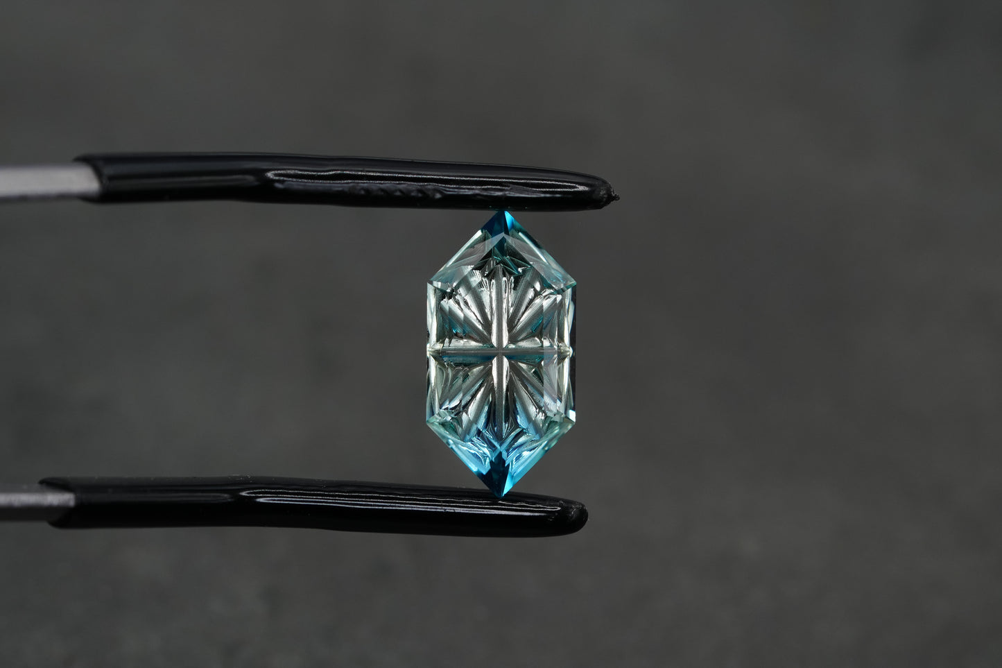2.8 Carat Blue/Green Paraiba Parti Fantasy Lab Sapphire