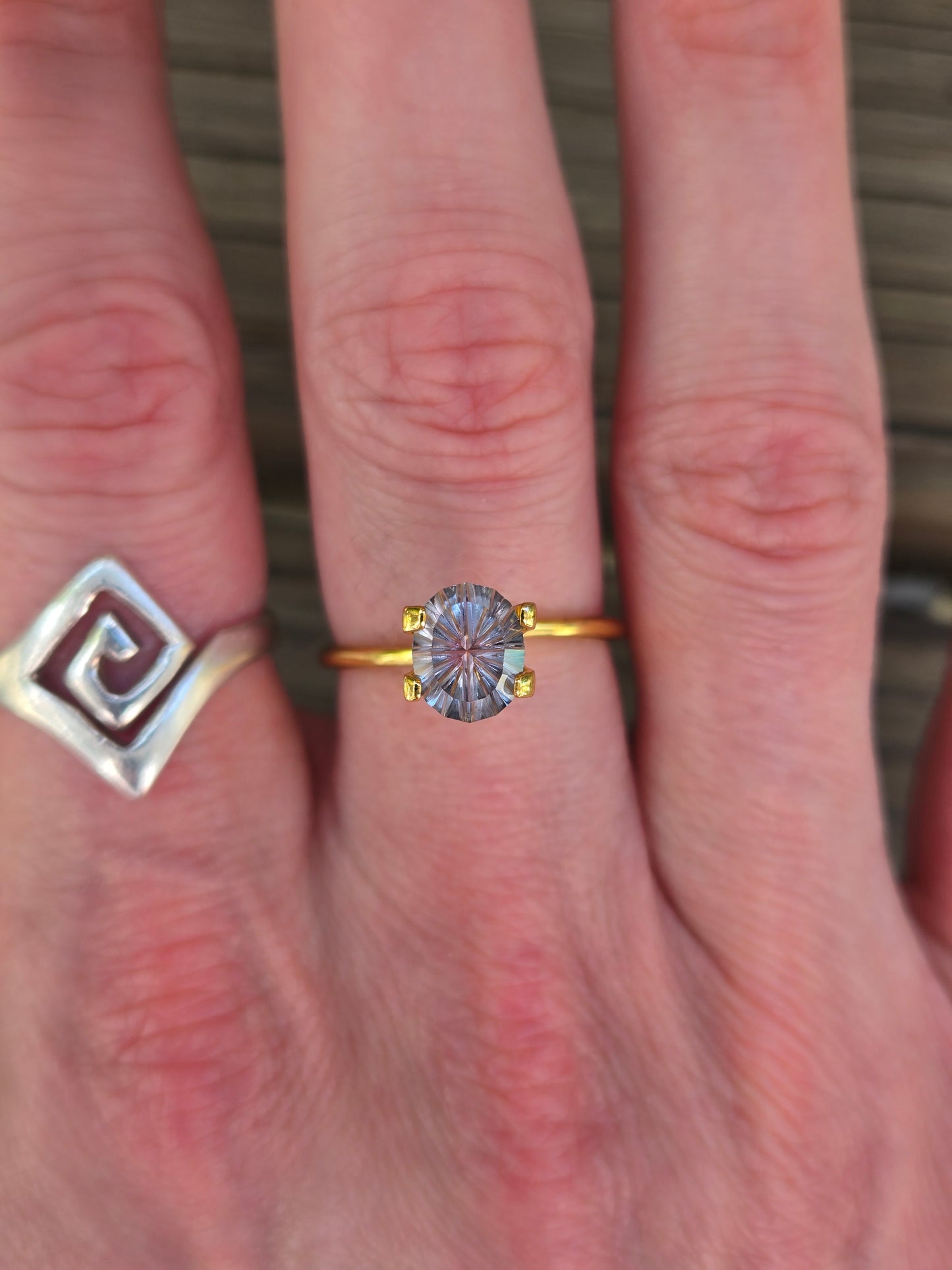 1.4 Carat Fantasy Cut Natural Parti Montana Sapphire